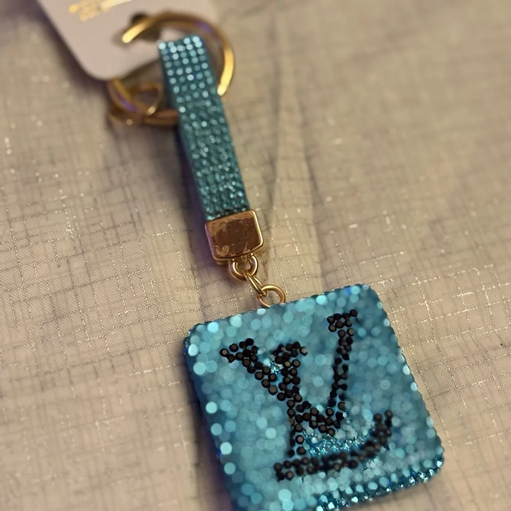 Fashion Blue Keychain Accessory